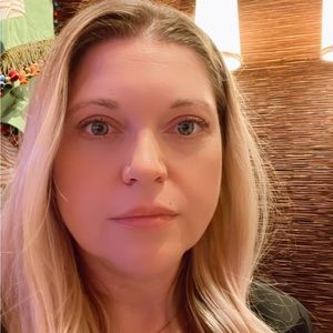 Meet your Posher, Irina